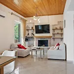 Lefkes Лигия
